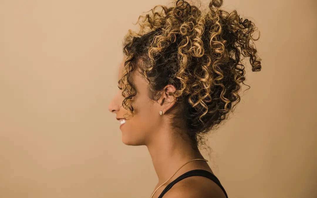 The Importance of a Water Softener to the Curly Hair Routine